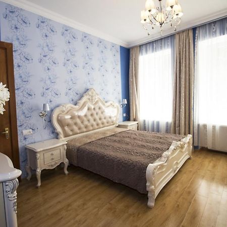 Villa Eden Tbilisi Esterno foto