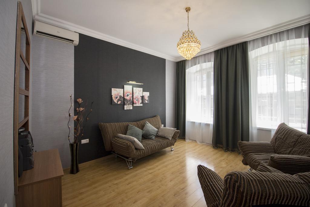 Villa Eden Tbilisi Esterno foto