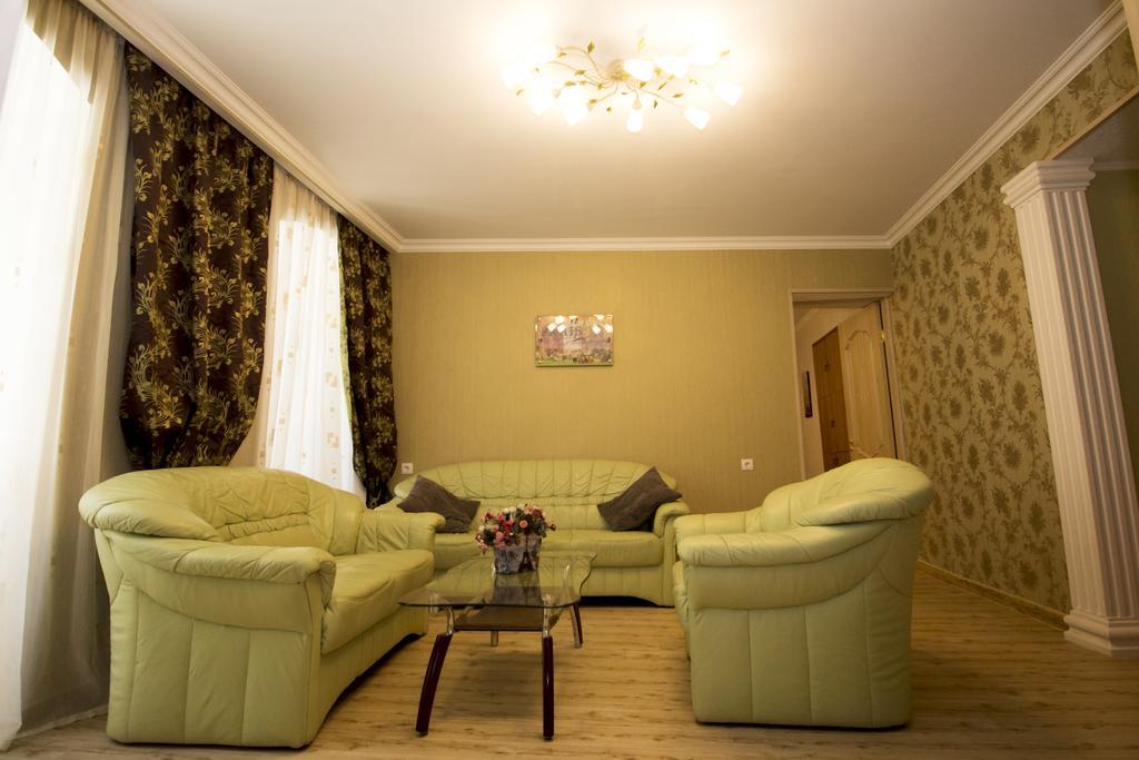 Villa Eden Tbilisi Esterno foto